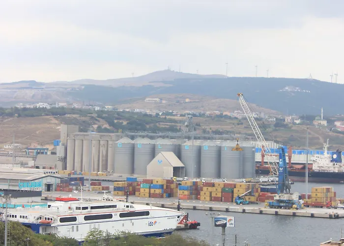 Отель Grand Serenay